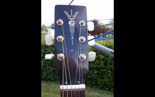 Tatra 9240 acoustic guitar from Czech Republic, headstock with CSHN decal