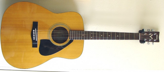 yamaha FG410A acoustic guitar